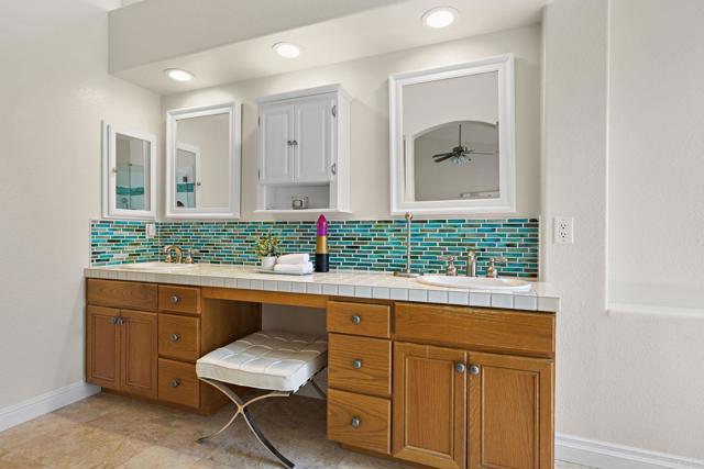 Detail Gallery Image 24 of 48 For 5837 Ranch View Rd, Oceanside,  CA 92057 - 4 Beds | 2/1 Baths