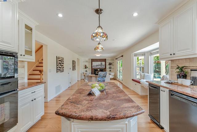 483 Becado Place, Fremont CA: https://media.crmls.org/mediaz/9cdec767-080a-4a56-a959-c0dd0f8a1e87.jpg