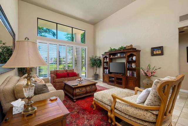 80601 Oak Tree, La Quinta CA: https://media.crmls.org/mediaz/9cdefaa7-ad26-405c-b457-83586d8de2ca.jpg