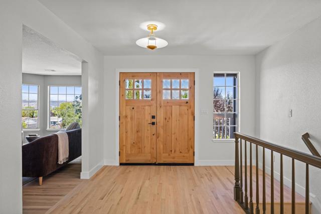 1403 Welburn Avenue, Gilroy CA: https://media.crmls.org/mediaz/9cdfe450-05f1-4e2d-b6d1-ccb102ca7418.jpg