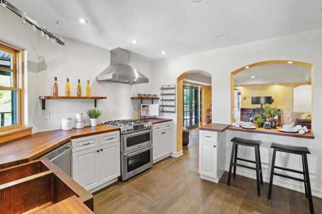 20420 Idylwild Road, Los Gatos CA: https://media.crmls.org/mediaz/9ce05346-8218-44ce-9f5f-57281cd8eb6b.jpg