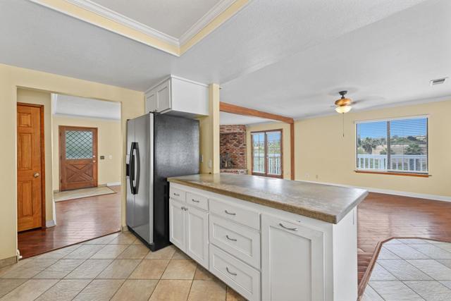 Detail Gallery Image 15 of 46 For 2835 Guajome Lake Rd, Oceanside,  CA 92057 - 3 Beds | 2 Baths