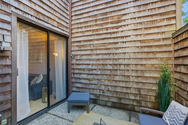 461 Dela Vina Avenue, Monterey CA: https://media.crmls.org/mediaz/9ce0ff01-c5f8-4de5-95f2-f476c6f7ecd6.jpg