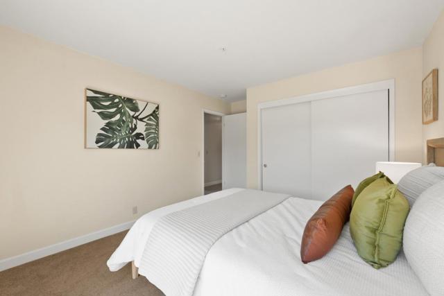 17101 Kruse Ranch Lane, Morgan Hill CA: https://media.crmls.org/mediaz/9ce1fd0d-16ca-419f-ac2e-fb9e7172e057.jpg