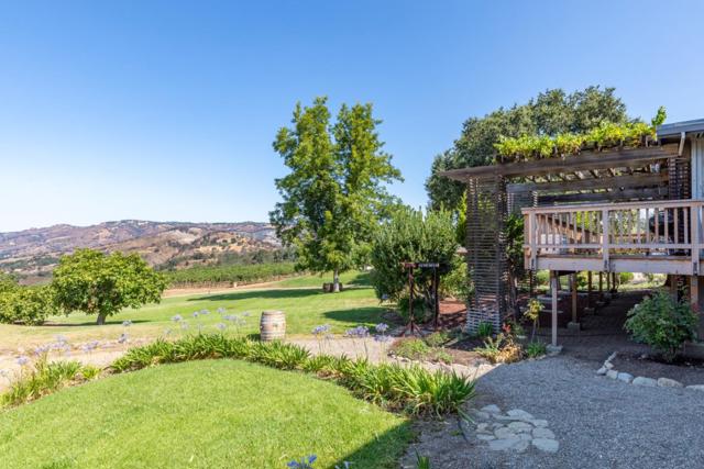 20300 Cachagua, Carmel Valley CA: https://media.crmls.org/mediaz/9ce25fea-eb5c-44aa-8aed-cc3503f0ea7d.jpg