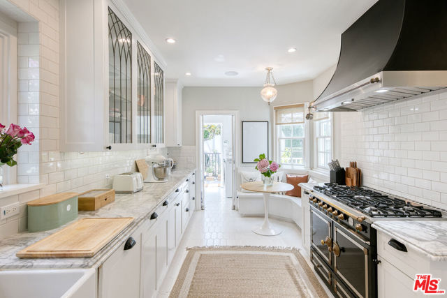 10736 Le Conte Avenue, Los Angeles CA: https://media.crmls.org/mediaz/9ce30aaf-bdbf-4845-8e05-8865757810ba.jpg