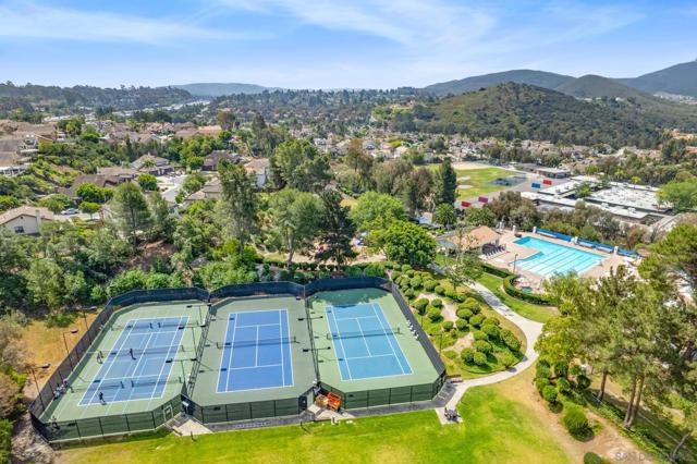 11479 Grassy Trail Dr, San Diego CA: https://media.crmls.org/mediaz/9ce33c9f-1ad2-47b8-840d-2601a186ecc6.jpg