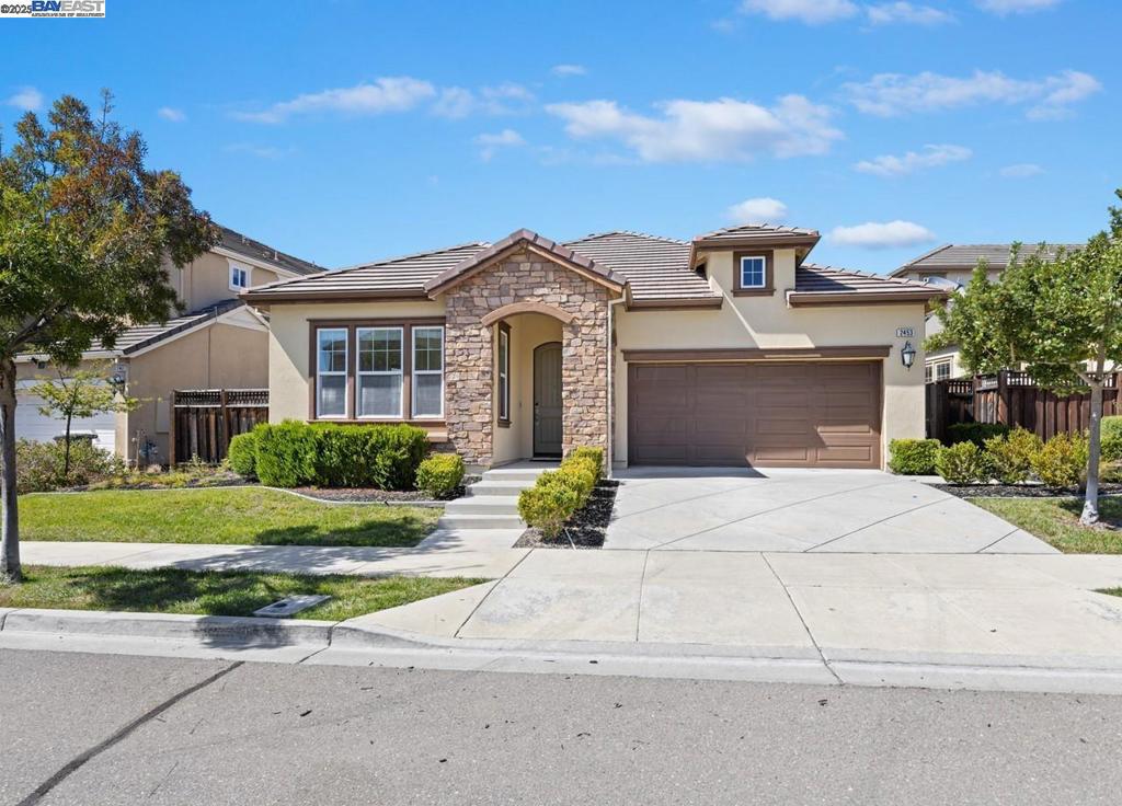 2453 Forino Dr