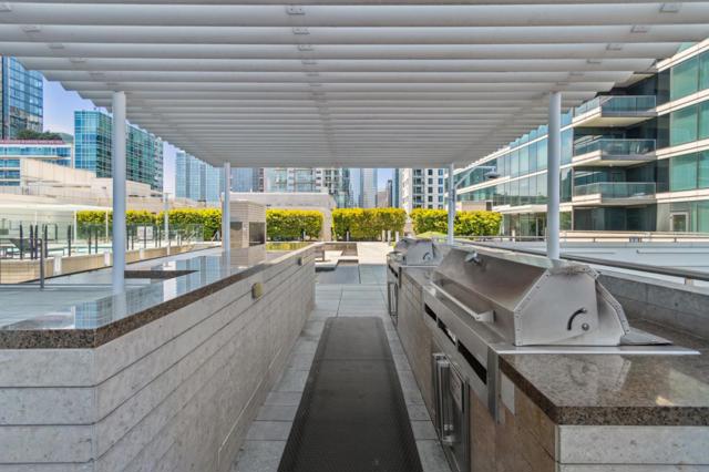 401 Harrison Street, San Francisco CA: https://media.crmls.org/mediaz/9ce434c1-63b9-46c5-ac4f-3fa7bec75c3b.jpg