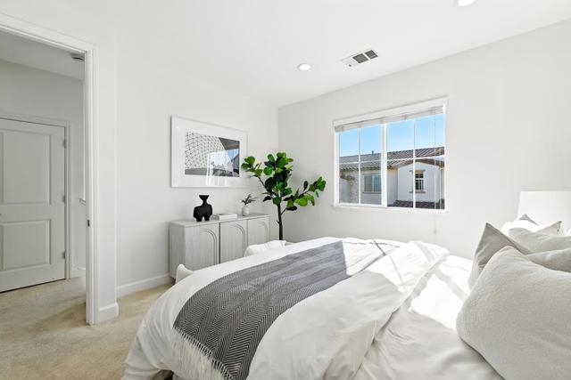 541 Holthouse Terrace, Sunnyvale CA: https://media.crmls.org/mediaz/9ce47c8b-f9ae-42cf-9355-a128b7ac4892.jpg