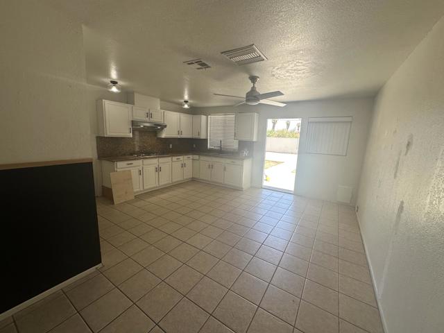 33710 Sky Blue Water Trail, Cathedral City CA: https://media.crmls.org/mediaz/9ce4c0cb-11ae-48a3-9293-0fabd2680c16.jpg