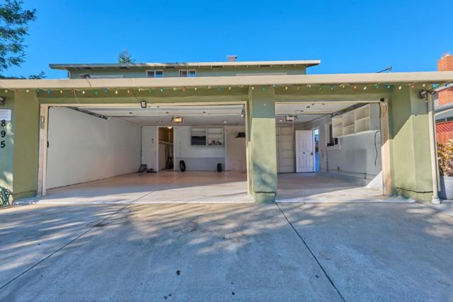 895 Greenwich Drive, Gilroy CA: https://media.crmls.org/mediaz/9ce58a85-b0ac-4dfa-a489-65e87c856e16.jpg
