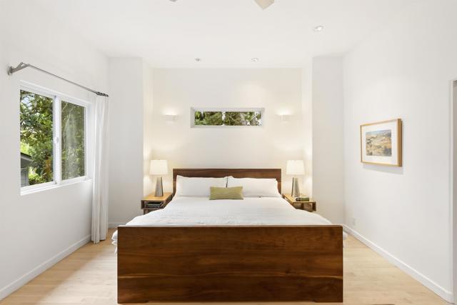 Detail Gallery Image 29 of 58 For 6028 Beaumont Ave, La Jolla,  CA 92037 - 5 Beds | 4 Baths