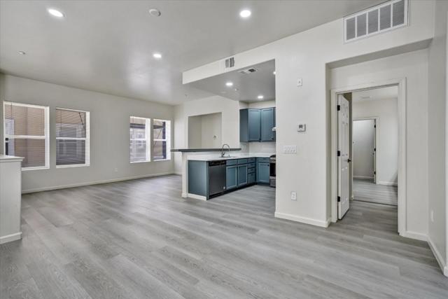 22820 Paseo Place, Hayward CA: https://media.crmls.org/mediaz/9ce66435-deaf-4f48-b771-ae1bc4f23903.jpg