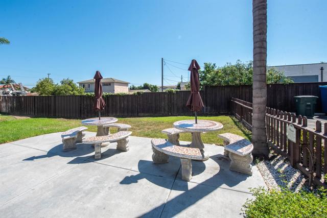 3295 Ocean View Blvd, San Diego CA: https://media.crmls.org/mediaz/9ce66fe1-7a39-4939-af56-ec55b1c4d0b0.jpg