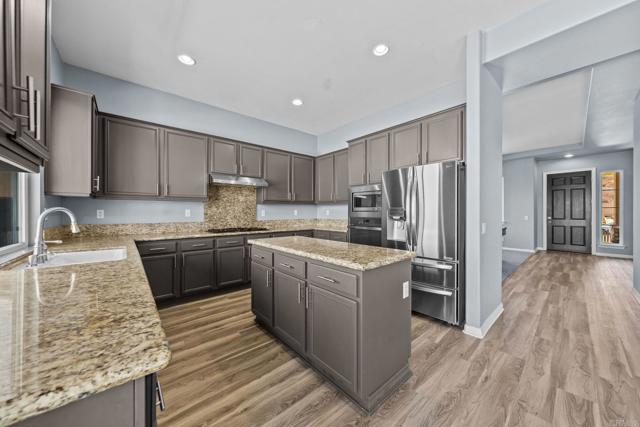 28303 Pinyon Pine Court, Menifee CA: https://media.crmls.org/mediaz/9ce6c939-0566-4991-ad65-d8721648877c.jpg