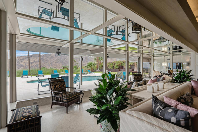 855 W Coronado Avenue, Palm Springs, CA 92262