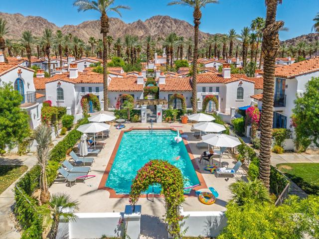 77500 Vista Flora, La Quinta CA: https://media.crmls.org/mediaz/9ce78b92-ee3c-4f95-8087-57d8e44883d3.jpg