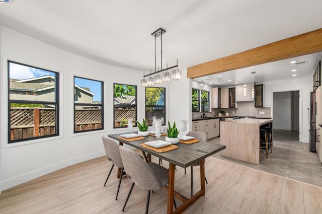 4073 Stanley Blvd, Pleasanton CA: https://media.crmls.org/mediaz/9ce834a9-c426-498c-a03e-dbfd25e086c0.jpg