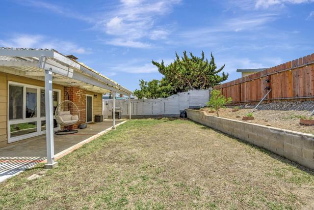 Detail Gallery Image 4 of 26 For 3026 Mission Village Dr, San Diego,  CA 92123 - 3 Beds | 2 Baths