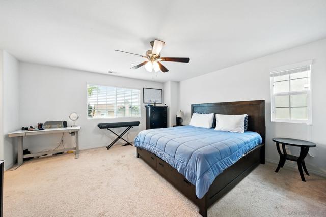 30499 Ridgely Way, Menifee CA: https://media.crmls.org/mediaz/9ce88b3d-0712-4cc7-91b0-305aff555a0b.jpg