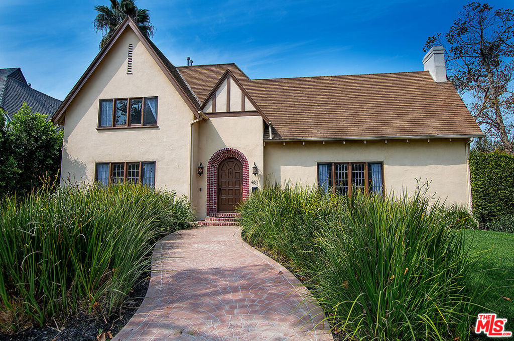 461 N Highland Avenue, Los Angeles, CA 90036