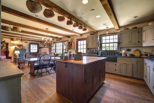 17743 S Mesa Drive, Pauma Valley CA: https://media.crmls.org/mediaz/9ceb82fc-7d4c-4397-b921-066704078f46.jpg