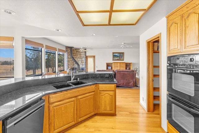 275 Nicholson Drive, Hollister CA: https://media.crmls.org/mediaz/9cebf36f-c5d2-40e1-9e04-41ee68382215.jpg