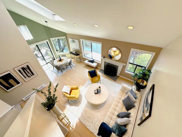 953 Shoreline Drive, San Mateo CA: https://media.crmls.org/mediaz/9cecb440-9b73-4f8d-bfe5-bc6e3a82c0f2.jpg