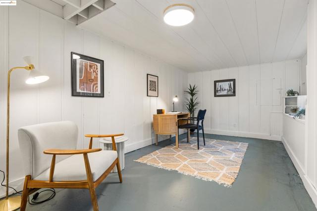 2451 Carmel St, Oakland CA: https://media.crmls.org/mediaz/9ced301d-07e6-41e1-9b82-1b721f257abe.jpg