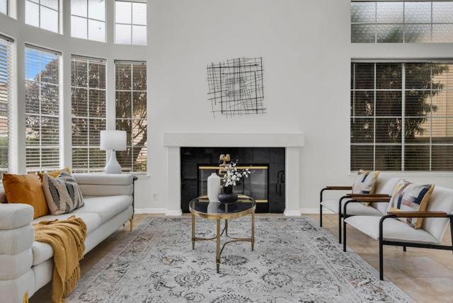 221 Victory Circle, San Ramon CA: https://media.crmls.org/mediaz/9cedec18-768b-490c-963a-5424a605d73b.jpg