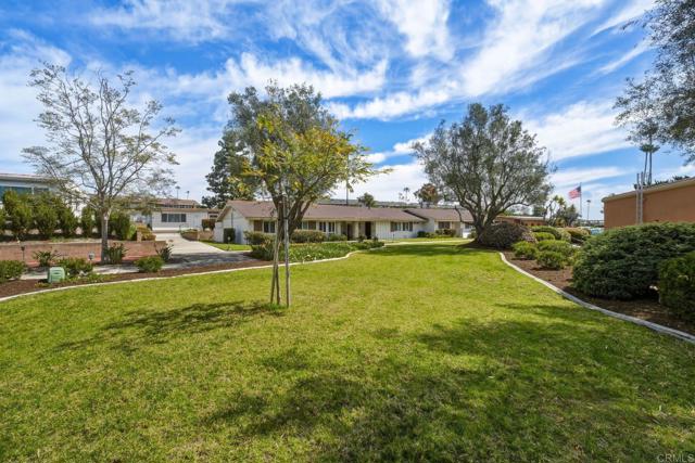 Detail Gallery Image 28 of 44 For 3655 Vista Campana #9,  Oceanside,  CA 92057 - 2 Beds | 2 Baths