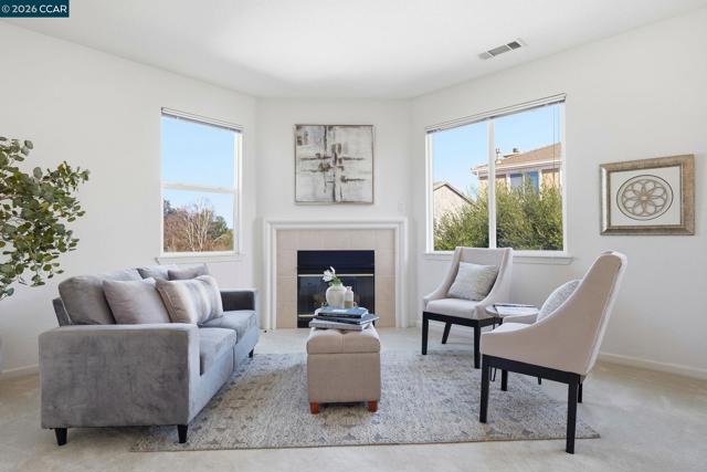 Image 29 of 59 For 868 Deer Spring Cir