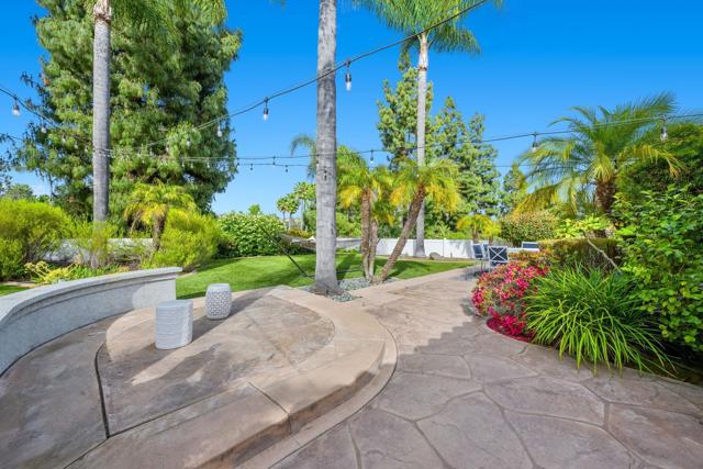 2241 Willowbrook St, Escondido CA: https://media.crmls.org/mediaz/9cef3e32-5793-47a3-ab0d-947733418036.jpg