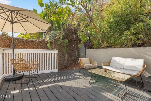 2427 N Gower Street, Los Angeles CA: https://media.crmls.org/mediaz/9cef7192-4464-4ed2-aa07-6889d086b001.jpg