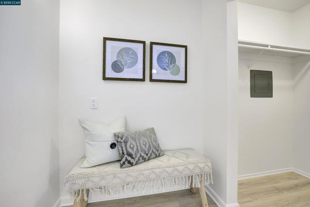 1356 Del Rio Cir, Concord CA: https://media.crmls.org/mediaz/9cf00619-0767-4f01-8b1d-366b4e6a68dd.jpg