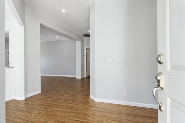 48211 Vista De Nopal, La Quinta CA: https://media.crmls.org/mediaz/9cf0cc80-3e04-469b-a911-78d18096f247.jpg
