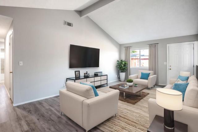 5801 Hazel Avenue, Orangevale CA: https://media.crmls.org/mediaz/9cf0e936-2912-49d0-8c36-6c1a1e897f41.jpg