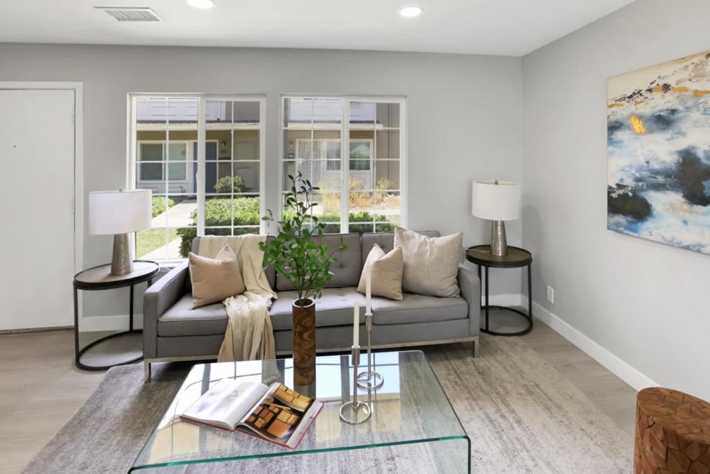 1526 Desdemona Court