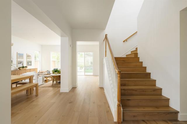 5077 Ashberry, Carlsbad CA: https://media.crmls.org/mediaz/9cf26fcb-b00d-4186-9958-83be2ae7f979.jpg