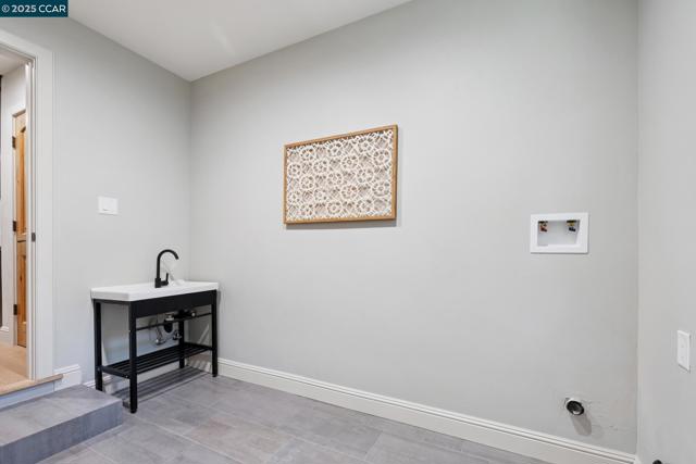 312 Soule Ave, Pleasant Hill CA: https://media.crmls.org/mediaz/9cf30af8-a13e-4a2a-95e0-23c87c281c91.jpg