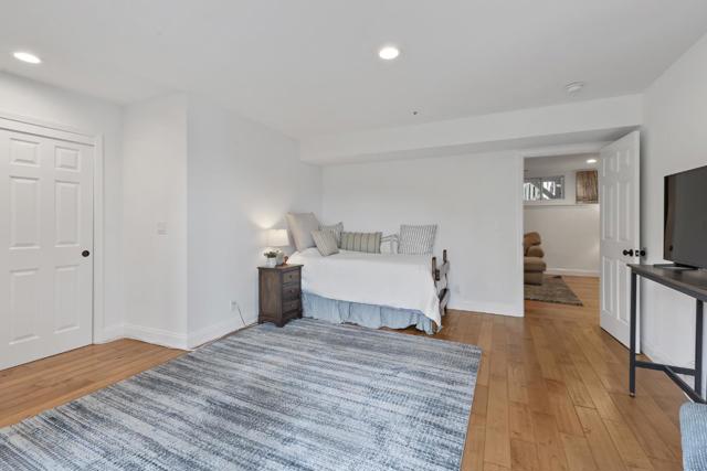 24865 Skyland Road, Los Gatos CA: https://media.crmls.org/mediaz/9cf356b4-3a0f-4801-87eb-814ad91de60c.jpg