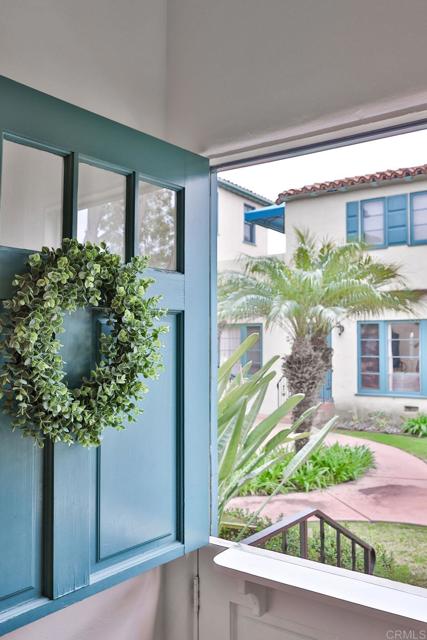 751 G Avenue, Coronado CA: https://media.crmls.org/mediaz/9cf4b7cb-2f03-4fda-a3ef-12f333c6aac2.jpg