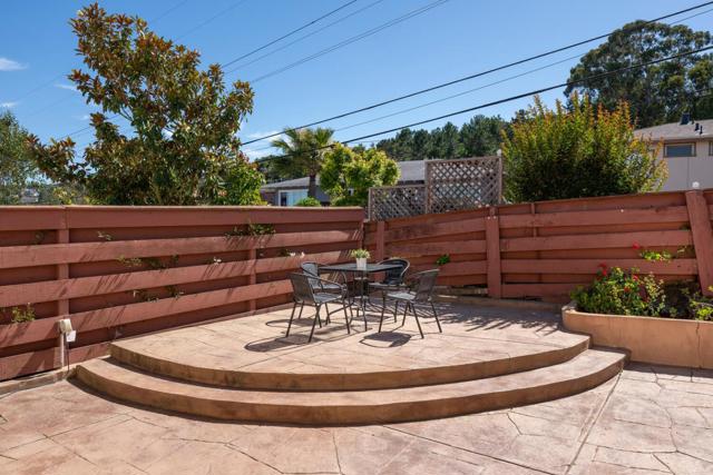 1149 Glenwood Drive, Millbrae CA: https://media.crmls.org/mediaz/9cf4ea79-b817-4c79-b9e7-03a4e8547221.jpg
