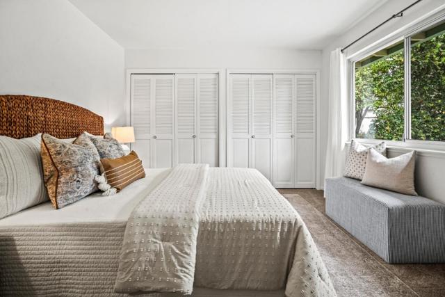10 Wyndemere Vale, Monterey CA: https://media.crmls.org/mediaz/9cf5028e-bfc5-42b9-a46e-dec97def99b3.jpg
