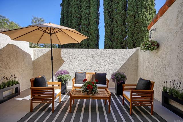 6755 Caminito Del Greco, San Diego CA: https://media.crmls.org/mediaz/9cf52499-5ba1-4bdd-8c5d-586fe7652afe.jpg