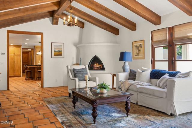 Detail Gallery Image 4 of 53 For 10971 Alto Ct, Oak View,  CA 93022 - 5 Beds | 7/1 Baths