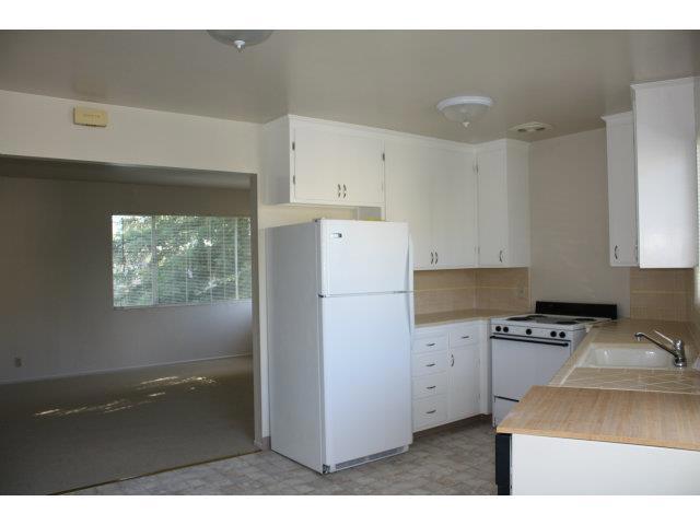 1401 Hess Road, Redwood City CA: https://media.crmls.org/mediaz/9cf93536-037f-4c57-90ae-fc9dc2a2c224.jpg