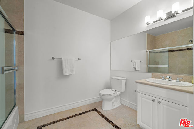 11826 Dorothy Street, Los Angeles CA: https://media.crmls.org/mediaz/9cf99969-f6bc-4d71-81a9-f83b65e97adf.jpg