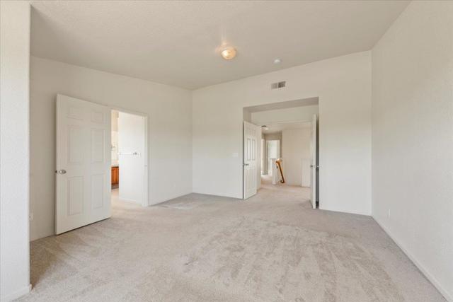 1446 Nottingham Circle, Los Banos CA: https://media.crmls.org/mediaz/9cfa4eb4-d7fb-4845-81aa-816ef742209f.jpg